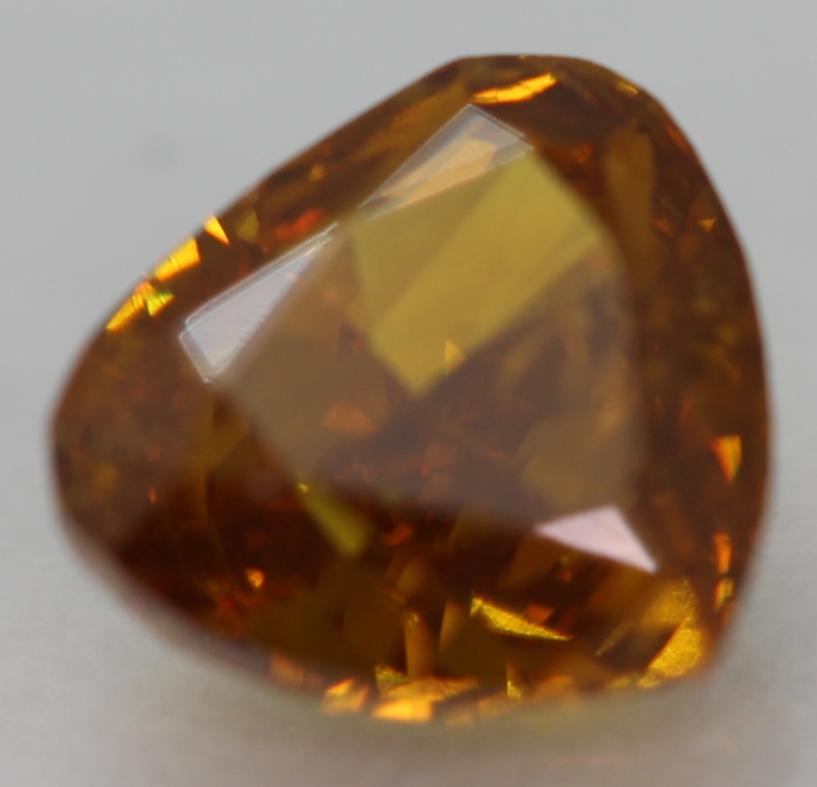 Cert 0.64 Carat Fancy Orange VS2 Heart Natural Enhanced Loose Diamond 5.45X5.09m