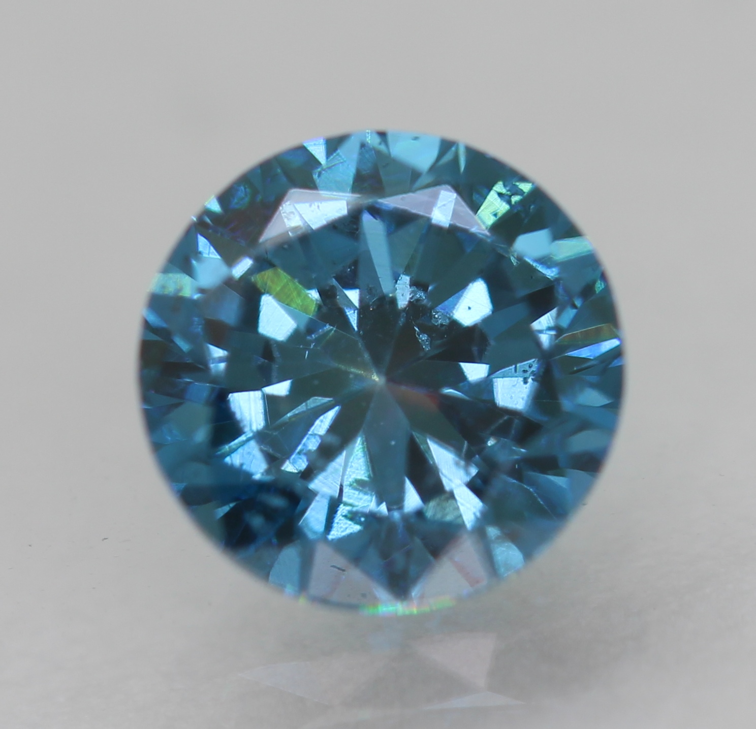 Zertifikat 0,50 Karat Vivid Blue VS1 runder Brillant natürlicher verbesserter Diamant 4,88 mm