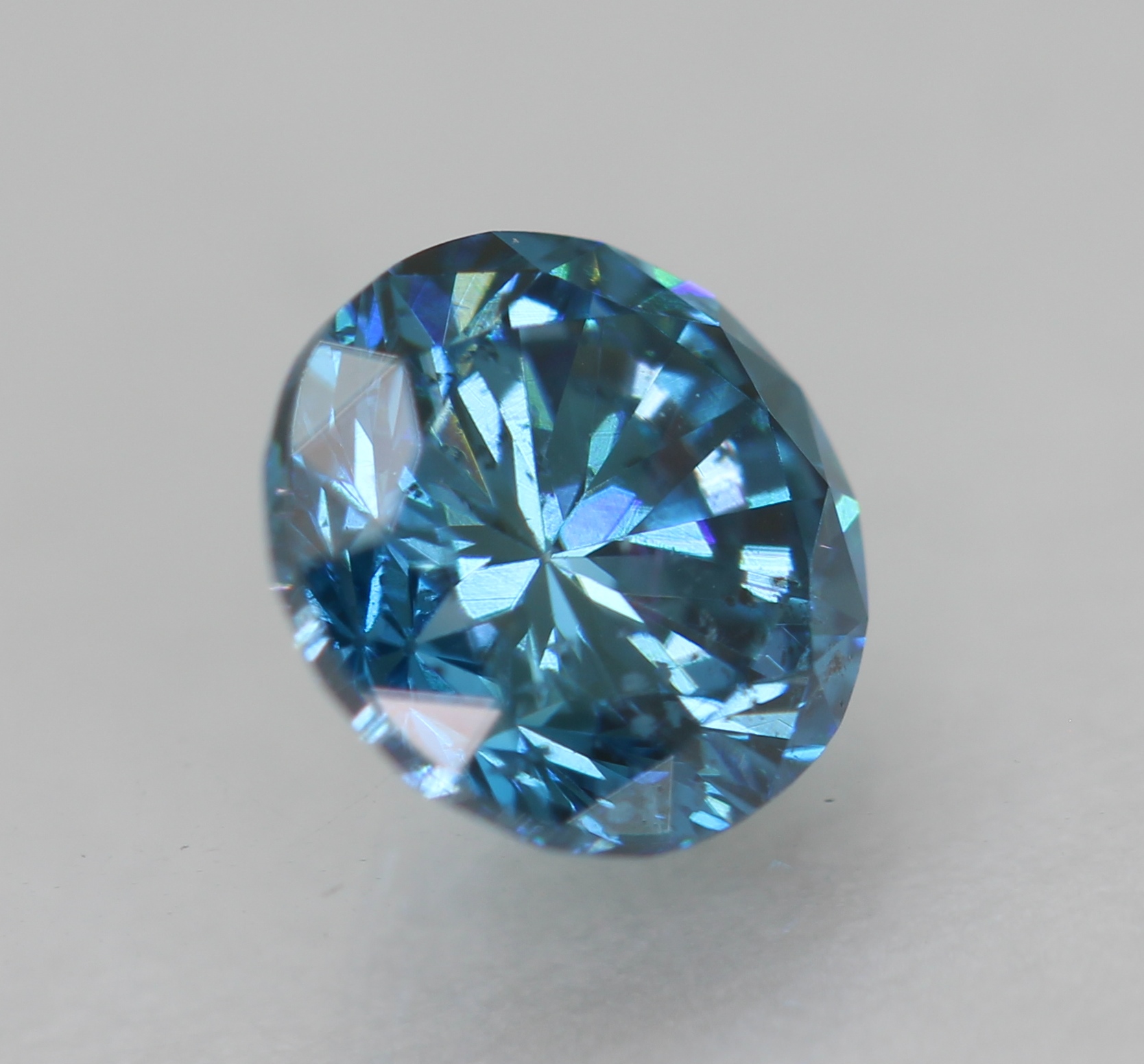 Zertifikat 0,50 Karat Vivid Blue VS1 runder Brillant natürlicher verbesserter Diamant 4,88 mm - Bild 3 von 4