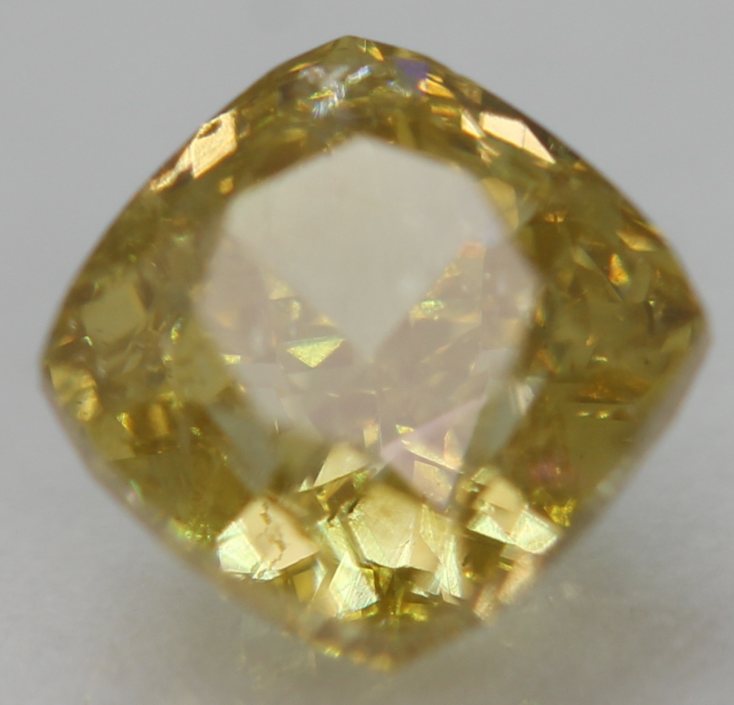 Cert 0.51 Carat Vivid Yellow VVS2 Cushion Natural Enhanced Diamond 4.31x4.29mm