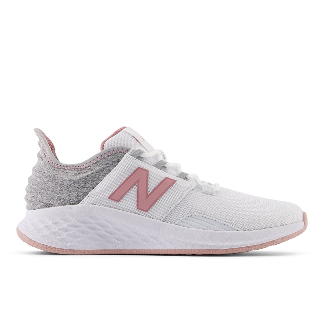 New Balance Golf Ladies Fresh Foam ROAV Spikeless Shoes