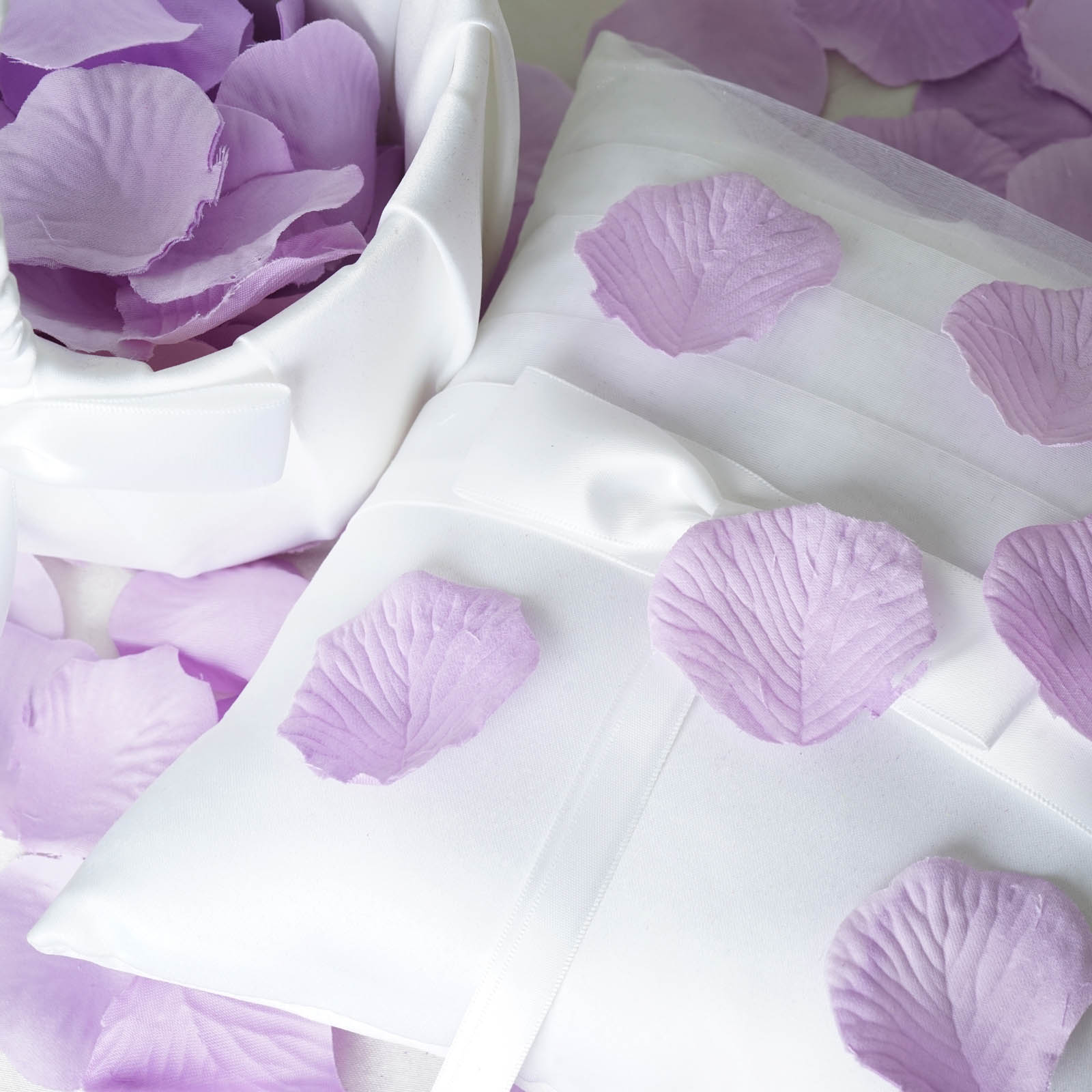 2000 Lavender Silk Rose PETALS Wedding Party Decorations Supplies WHOLESALE 2000 Lavender Silk Rose PETALS Wedding Party Decorations Supplies WHOLESALE