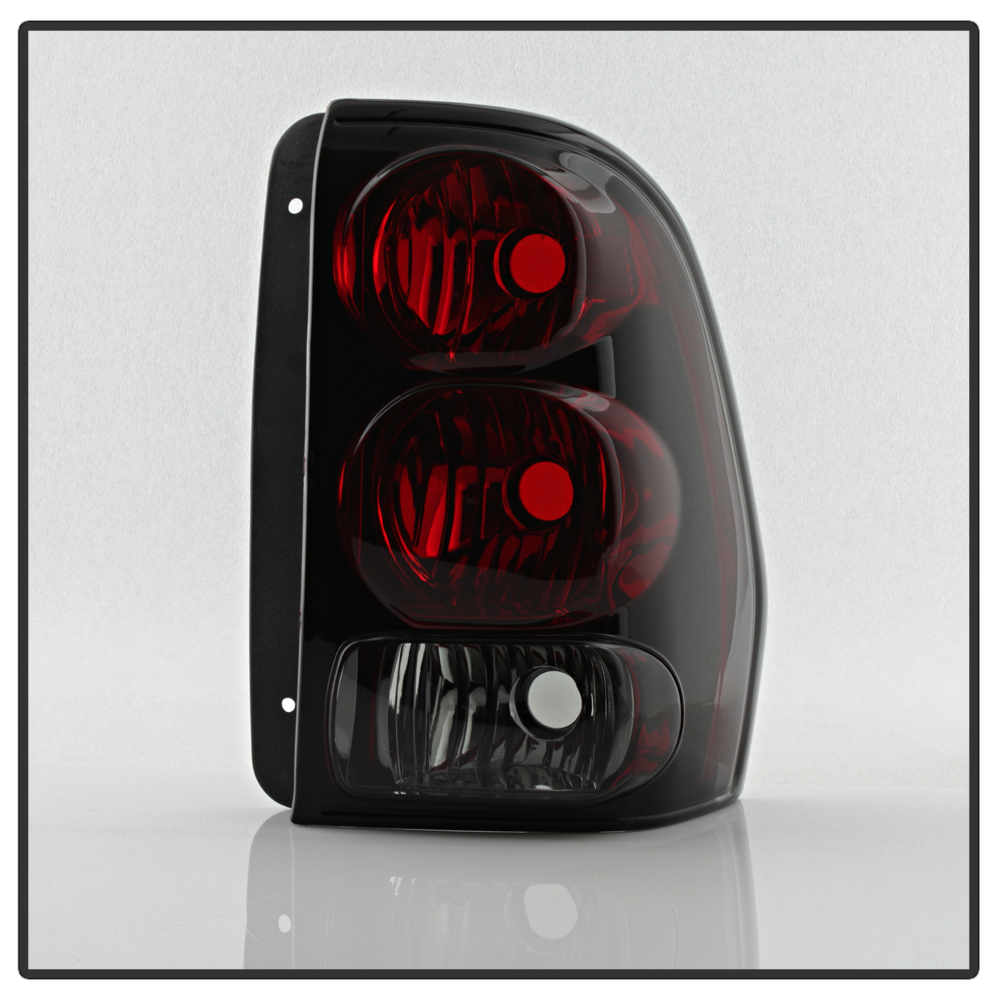 2002-2009 Chevy Trailblazer Tail Light Brake Lamp w/Circuit Board