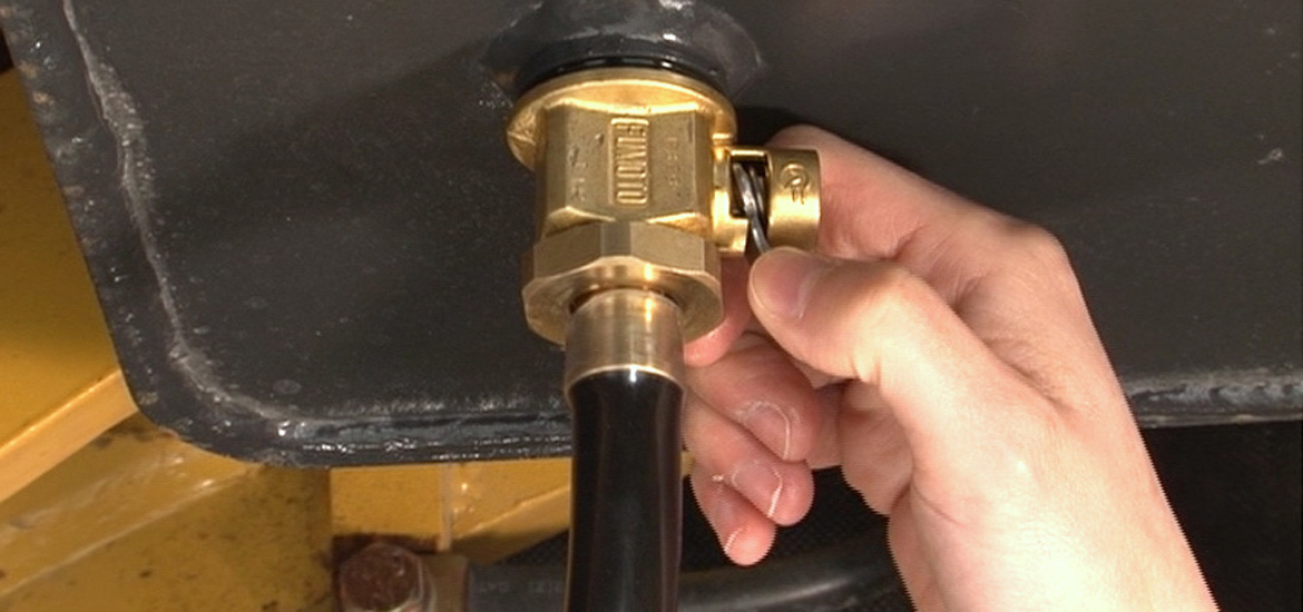 Fumoto F104 M18 1.5" Engine Oil Drain Valve