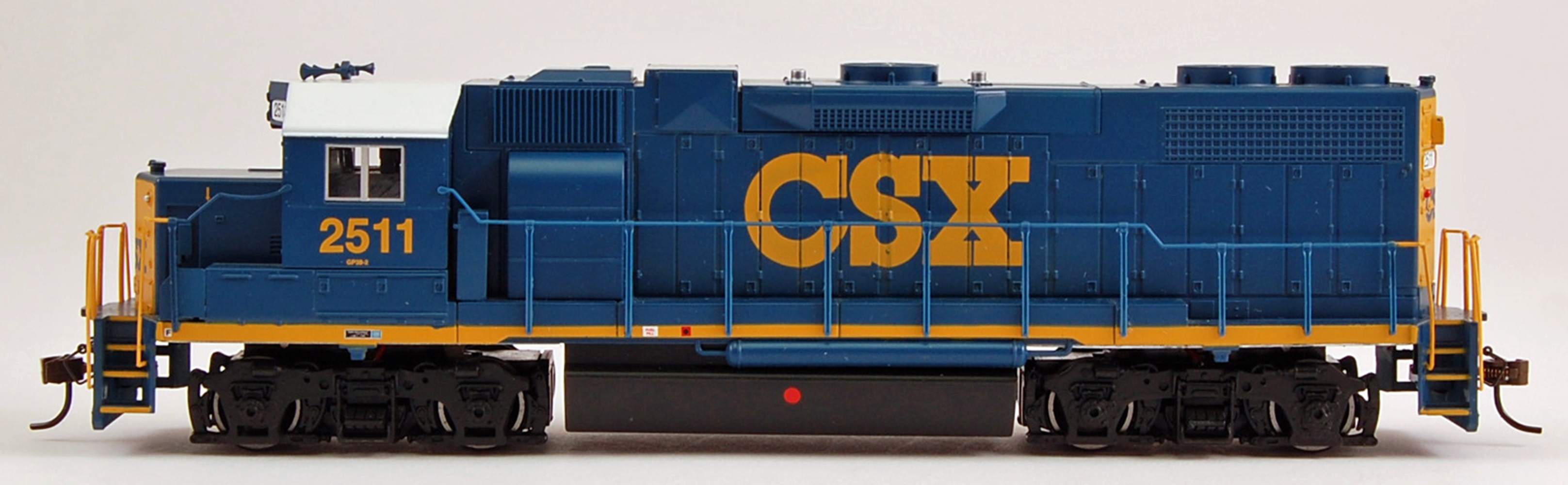 Bachmann HO Scale Train Diesel Loco GP382 DCC Equipped CSX 2511 61119