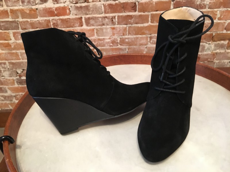Isaac Mizrahi Black Suede Lace-up Andrea Wedge Ankle Boot New - Picture 5 of 9
