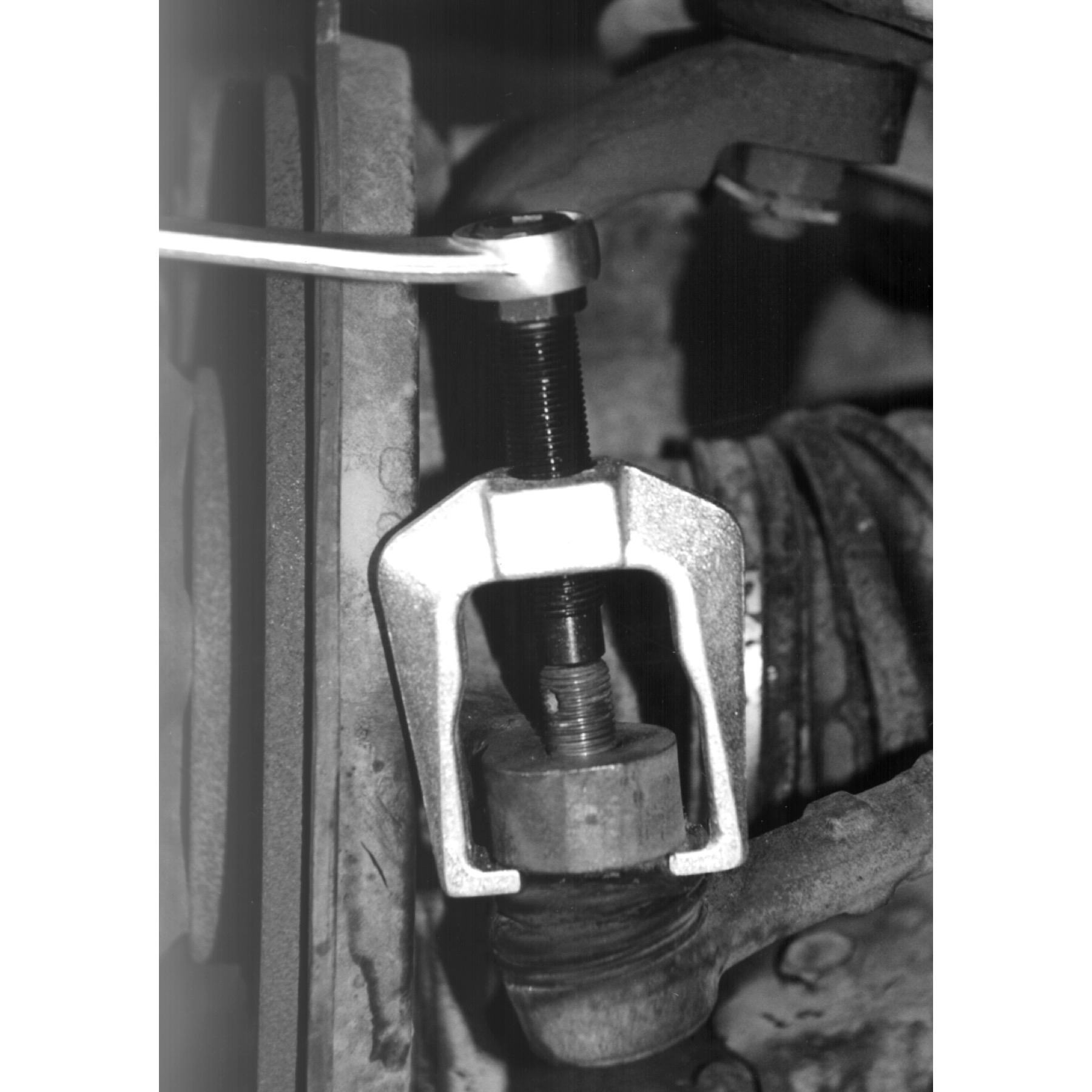 Powerbuilt Tie Rod Puller Tool 2Pc Press Screw 648692 eBay