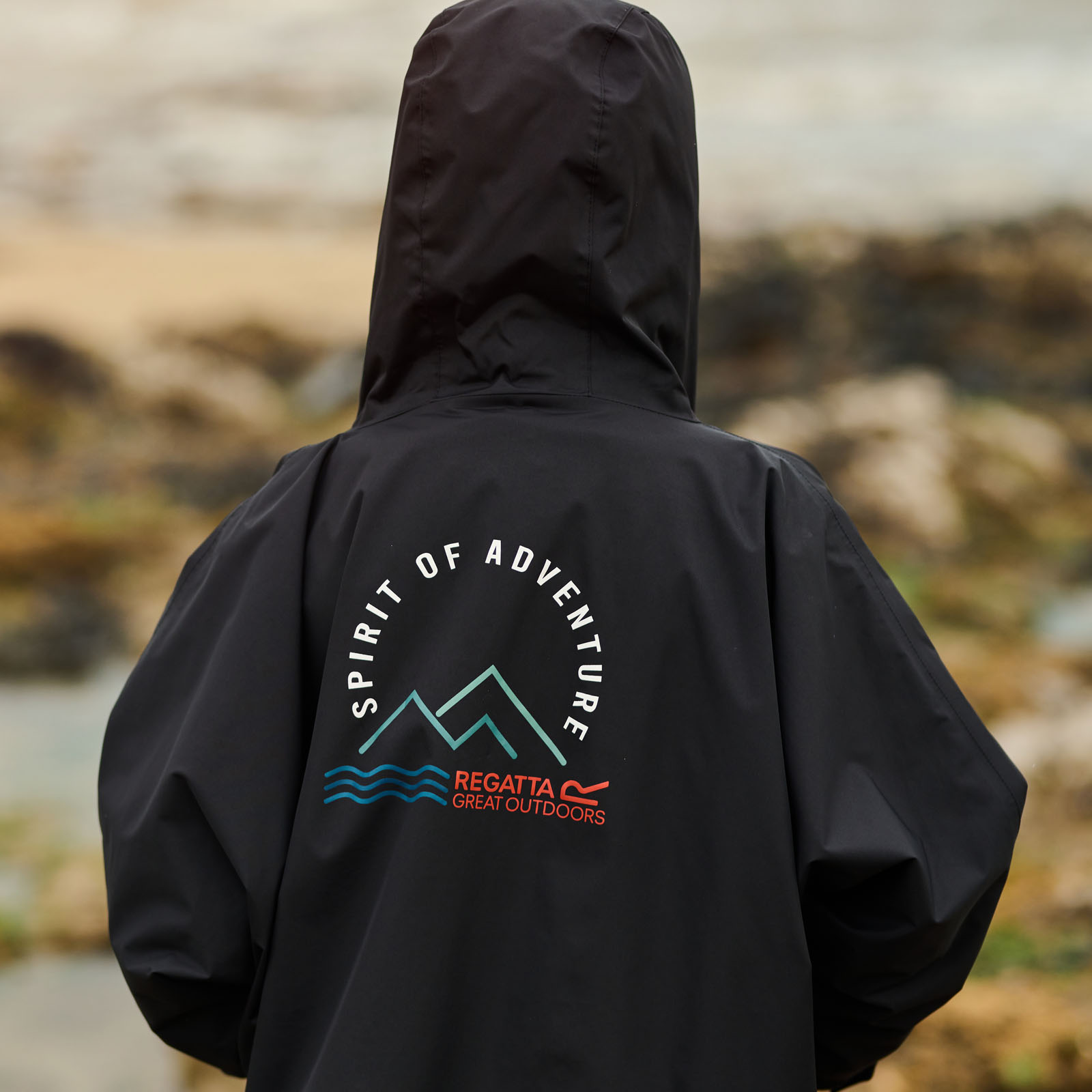 Regatta Kids Spirit Of Adventure Hooded Waterproof Warm Drying Changing Robe - Picture 96 of 150