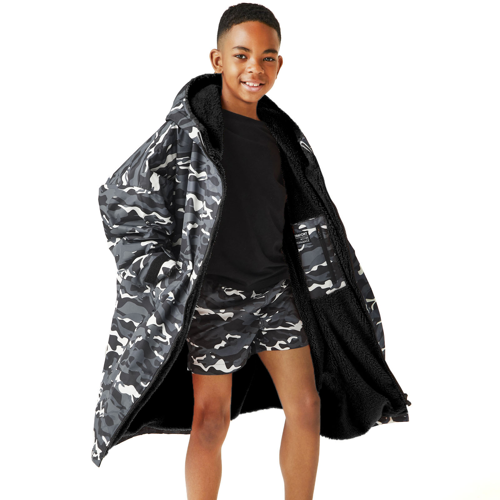 Regatta Kids Spirit Of Adventure Hooded Waterproof Warm Drying Changing Robe - Picture 25 of 150