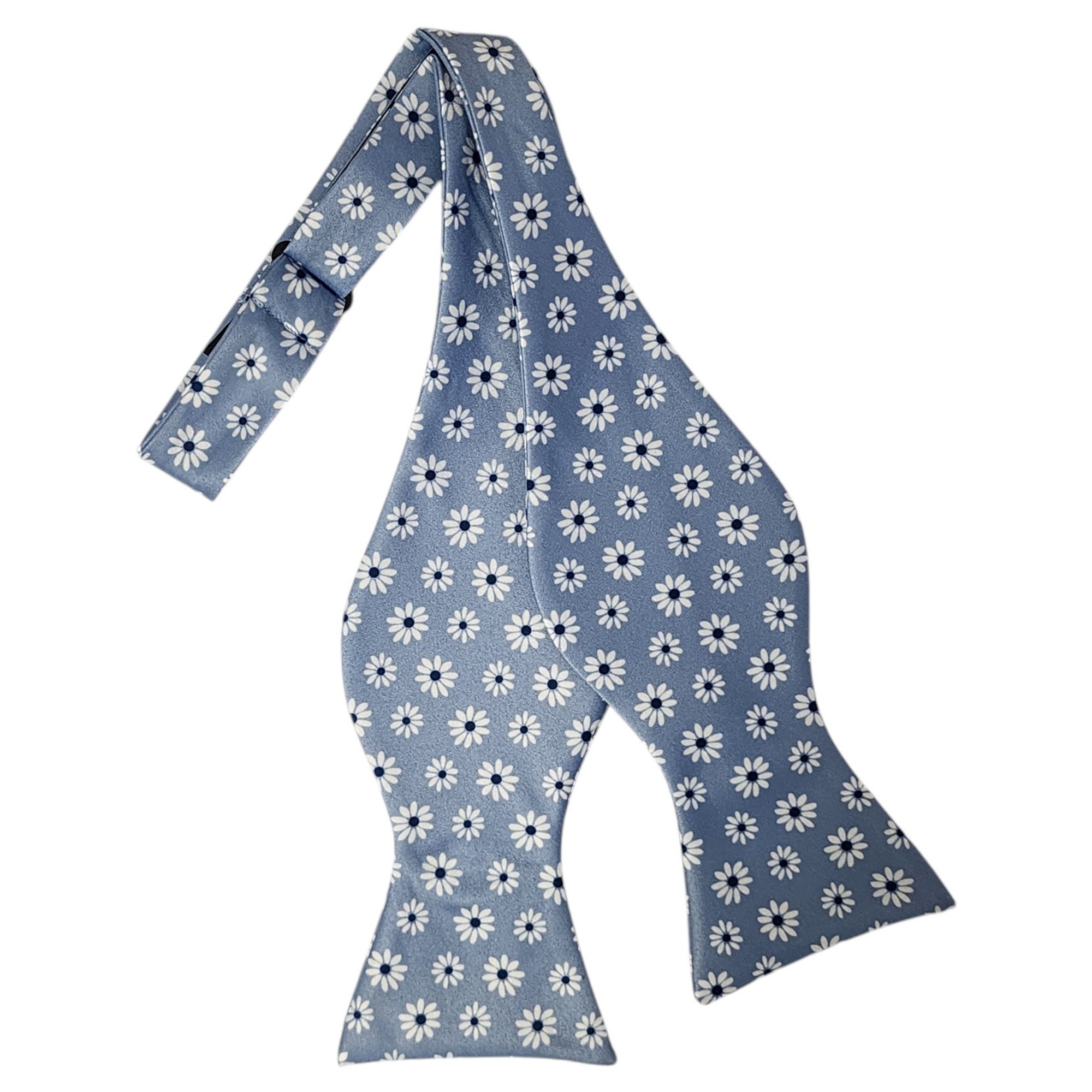 Men's Floral Printed 2.75" x 4.75" Adjustable 16" - 21" Self-Tie Bow Tie - Picture 5 of 40