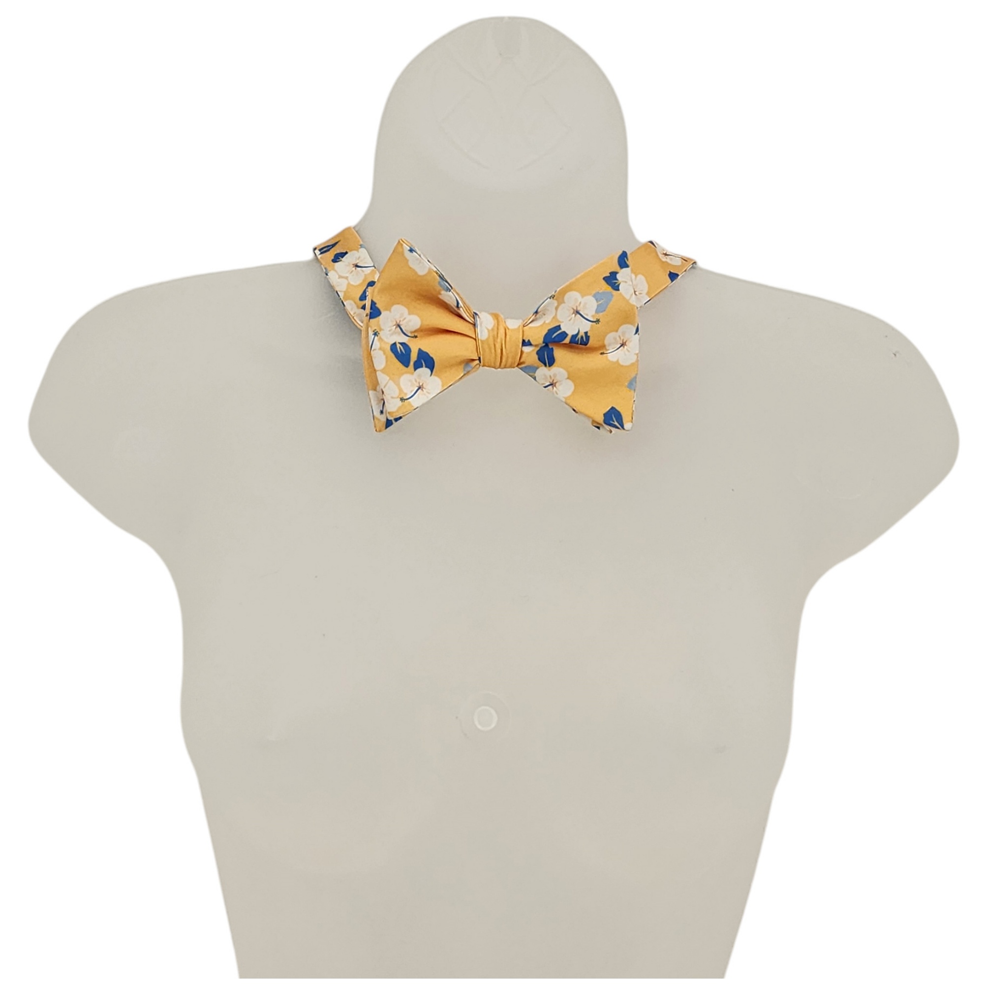 Men's Floral Printed 2.75" x 4.75" Adjustable 16" - 21" Self-Tie Bow Tie - Picture 40 of 40