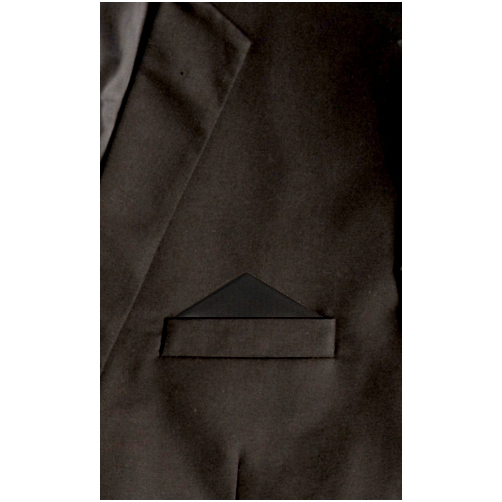 TheDapperTie - Men's Solid Triangle Pre Folded Pocket Square on Card - Picture 6 of 30