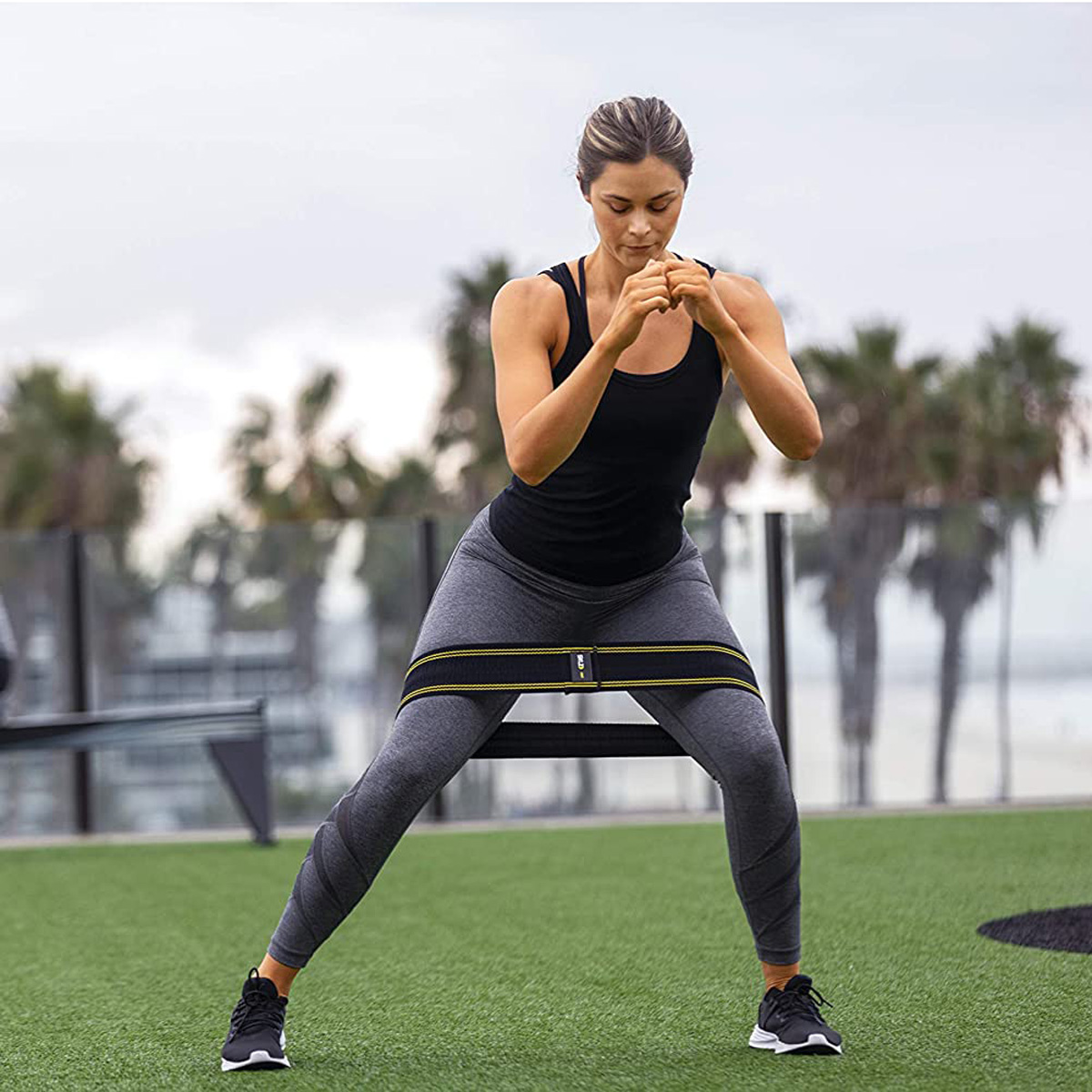 SKLZ Pro Knit Resistance Hip Band - Picture 7 of 8