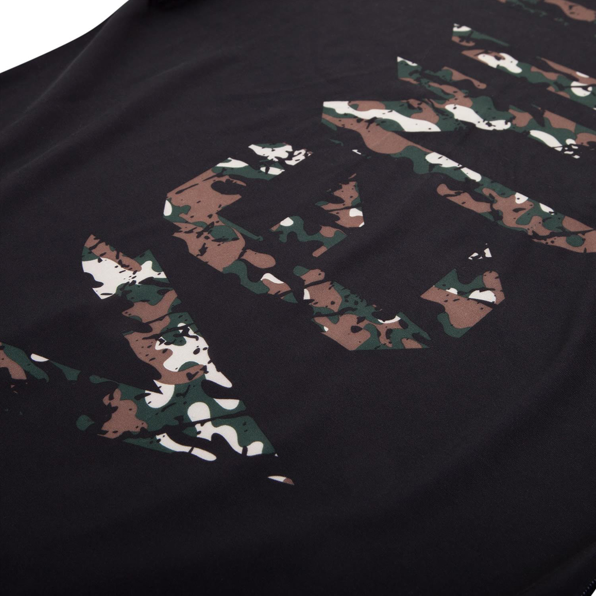 Jungle Camo Venum Original Giant Short Sleeve Rashguard