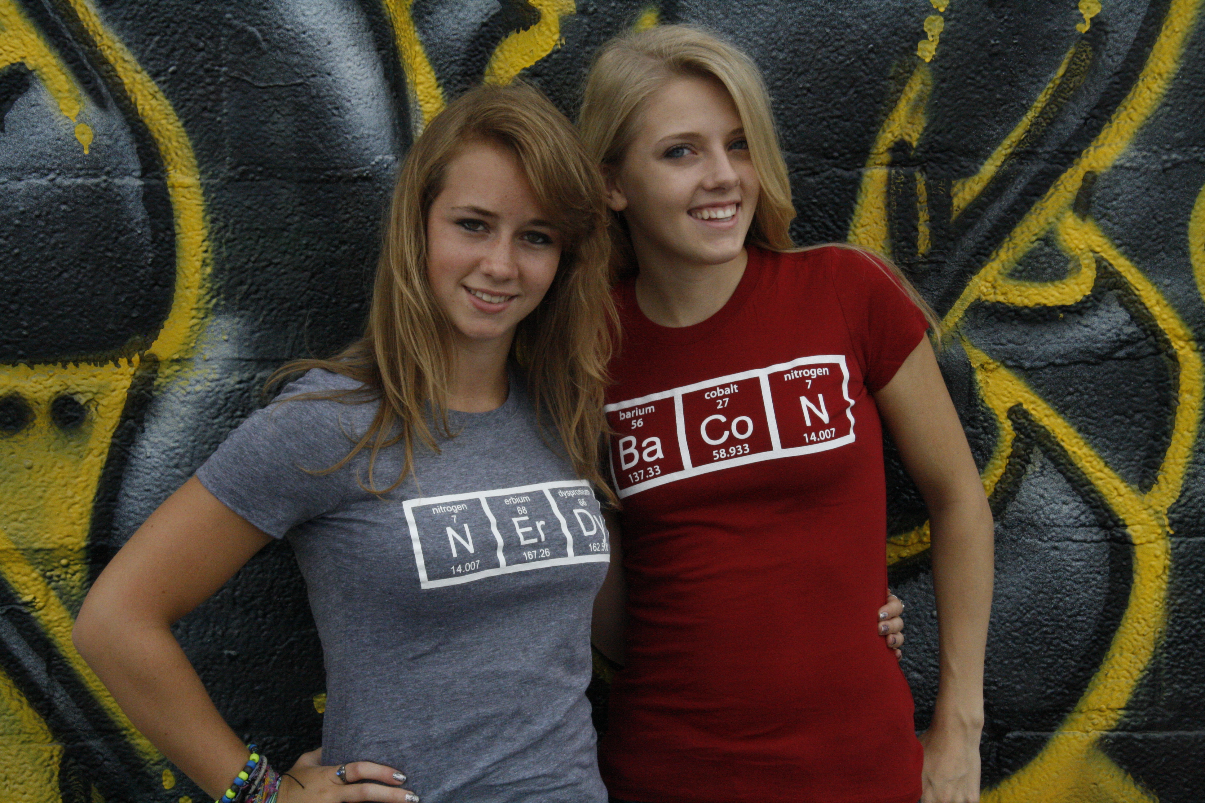 Camiseta de mujer Chemistry of Bacon divertida camiseta de mesa periódica para damas - Imagen 9 de 16