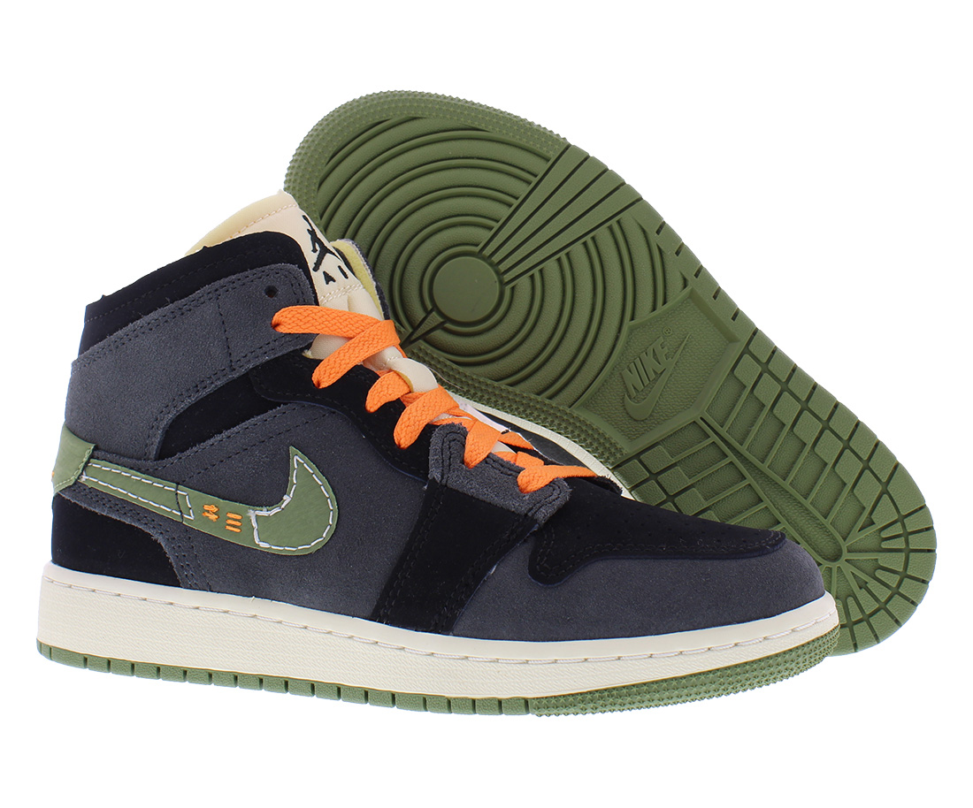 Nike Air Jordan 1 Mid SE Craft Suede GS Boys Shoes Size 5.5, Color main product image