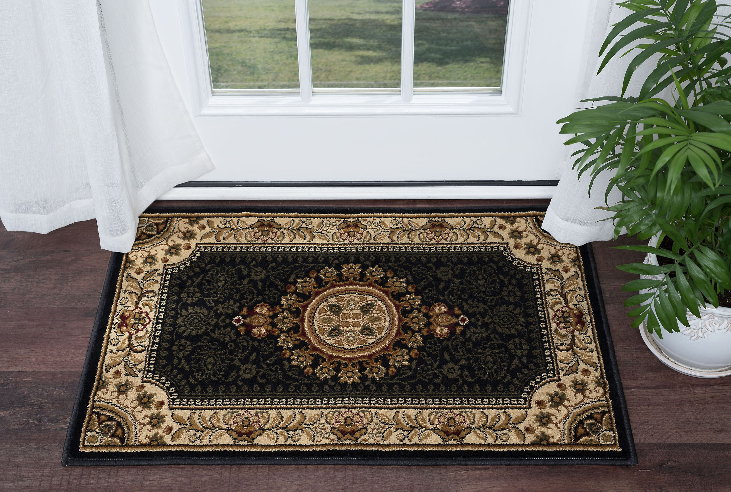 Black Medallion Border Flower Door Mat 4673 – Aprx 2′ x 3′