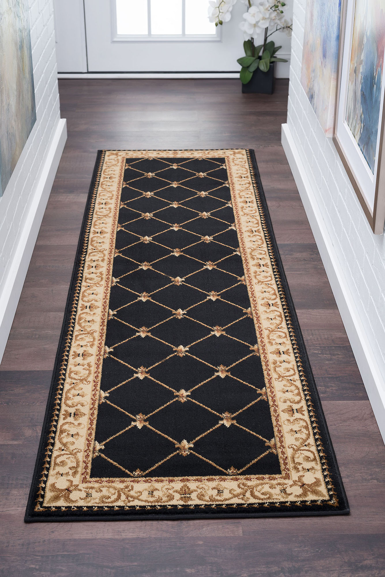 2×7 Black Traditional Swirls Bordered Area Rug – Actual Size 2′ 3″ x 7′ 3″