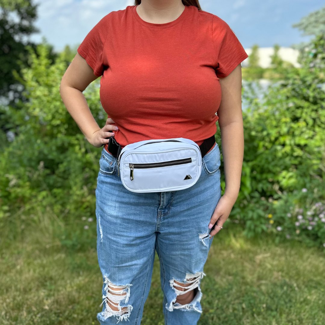 Everest Sleek Front Zipper Belt Bag - Picture 18 of 18