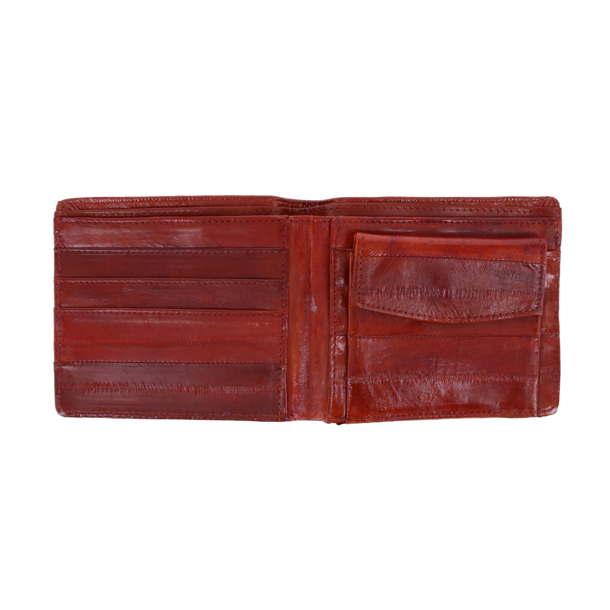 CTM Men's Eel Skin Leather Bifold Wallet with Coin Pouch - Picture 9 of 10