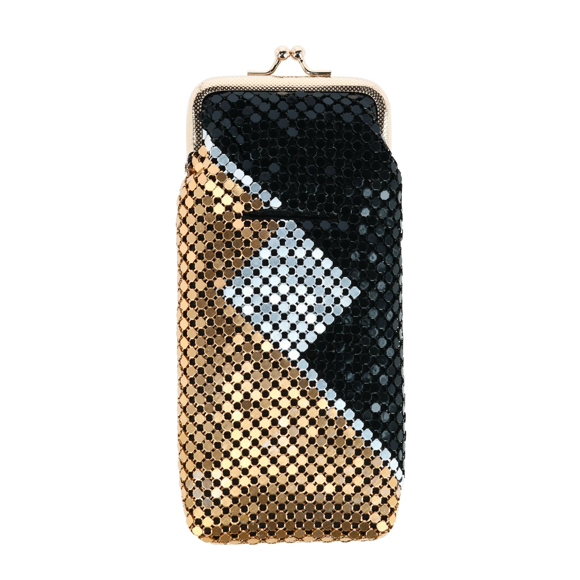 Pocket & Kiss Lock Closure