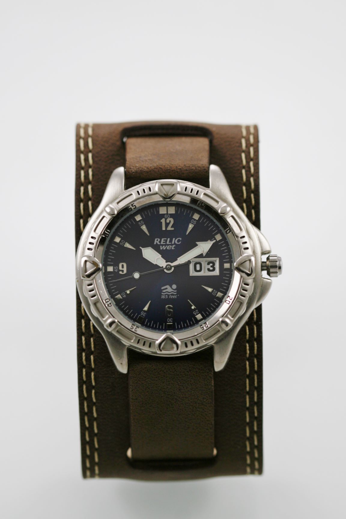 relic wet mens watch