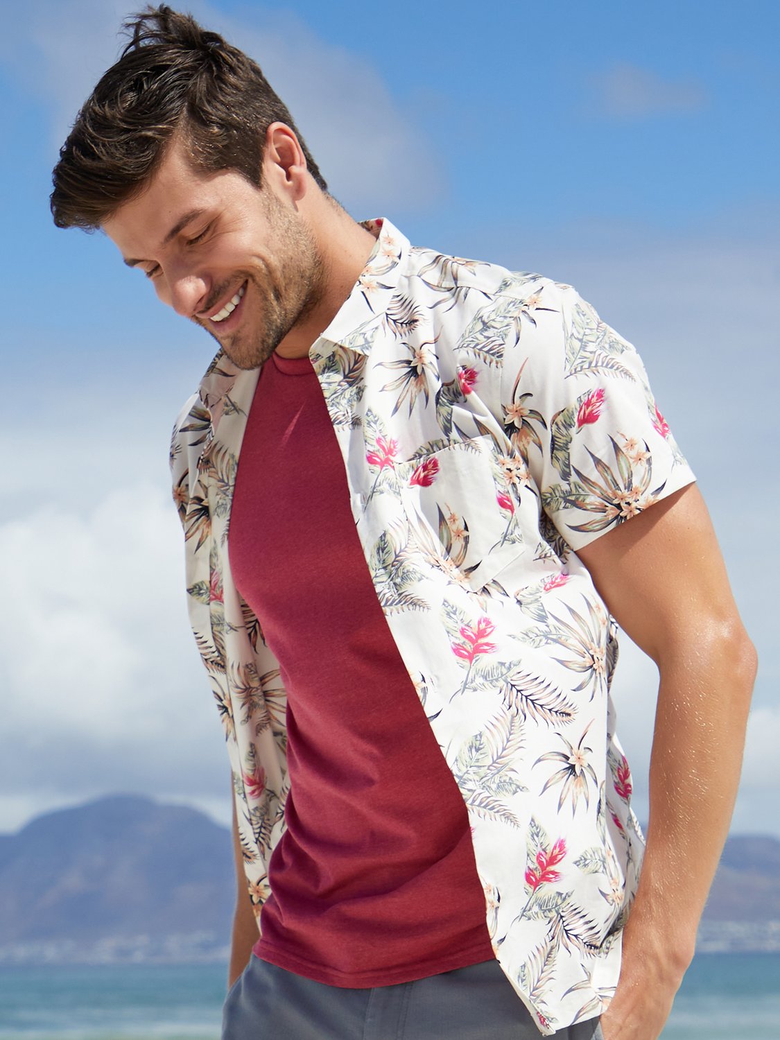 Image of Mens crew neck t-shirt - Red