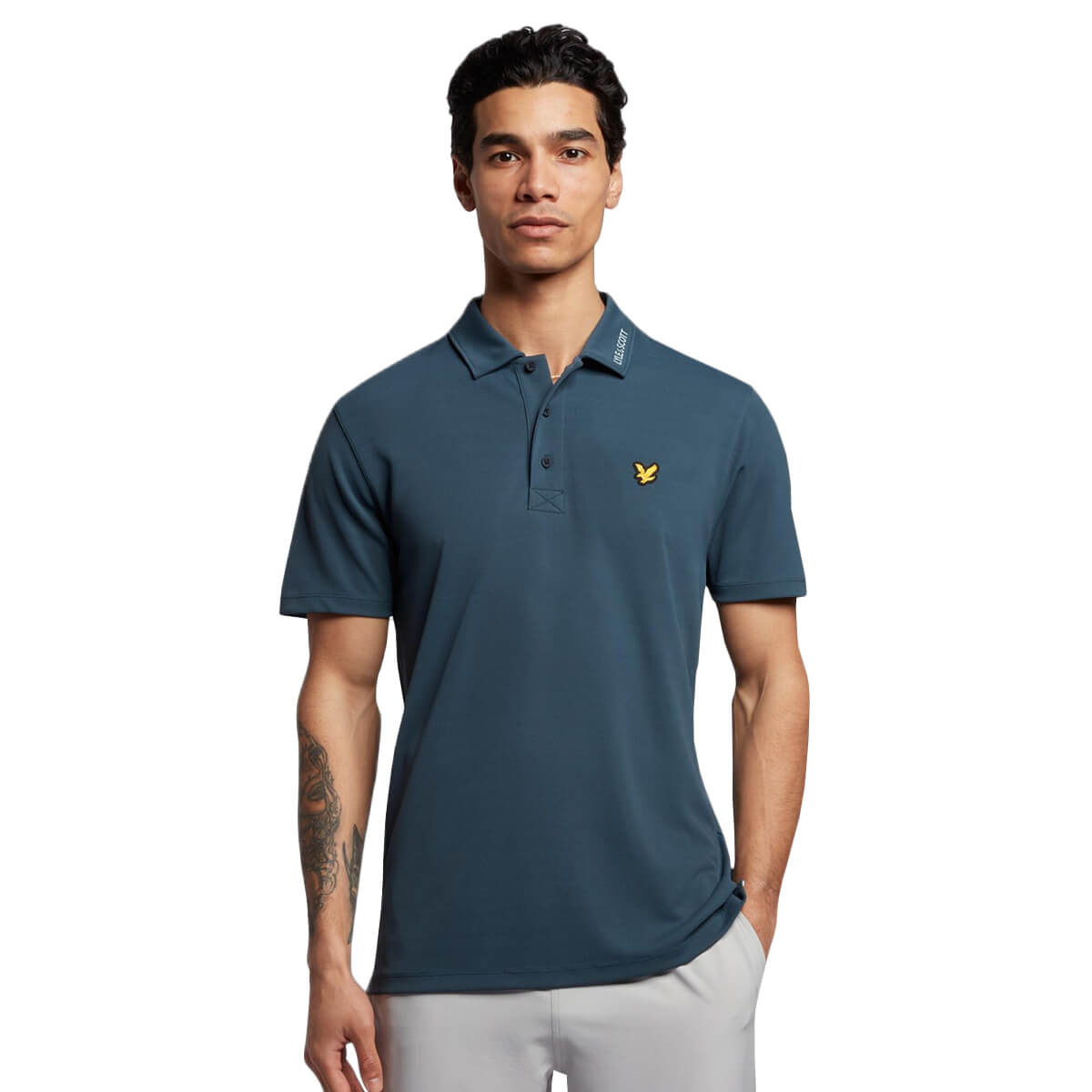Lyle & Scott Hombre Tech Collar Logo Corte Normal Reciclado Polo 35% OFF - Imagen 2 de 12