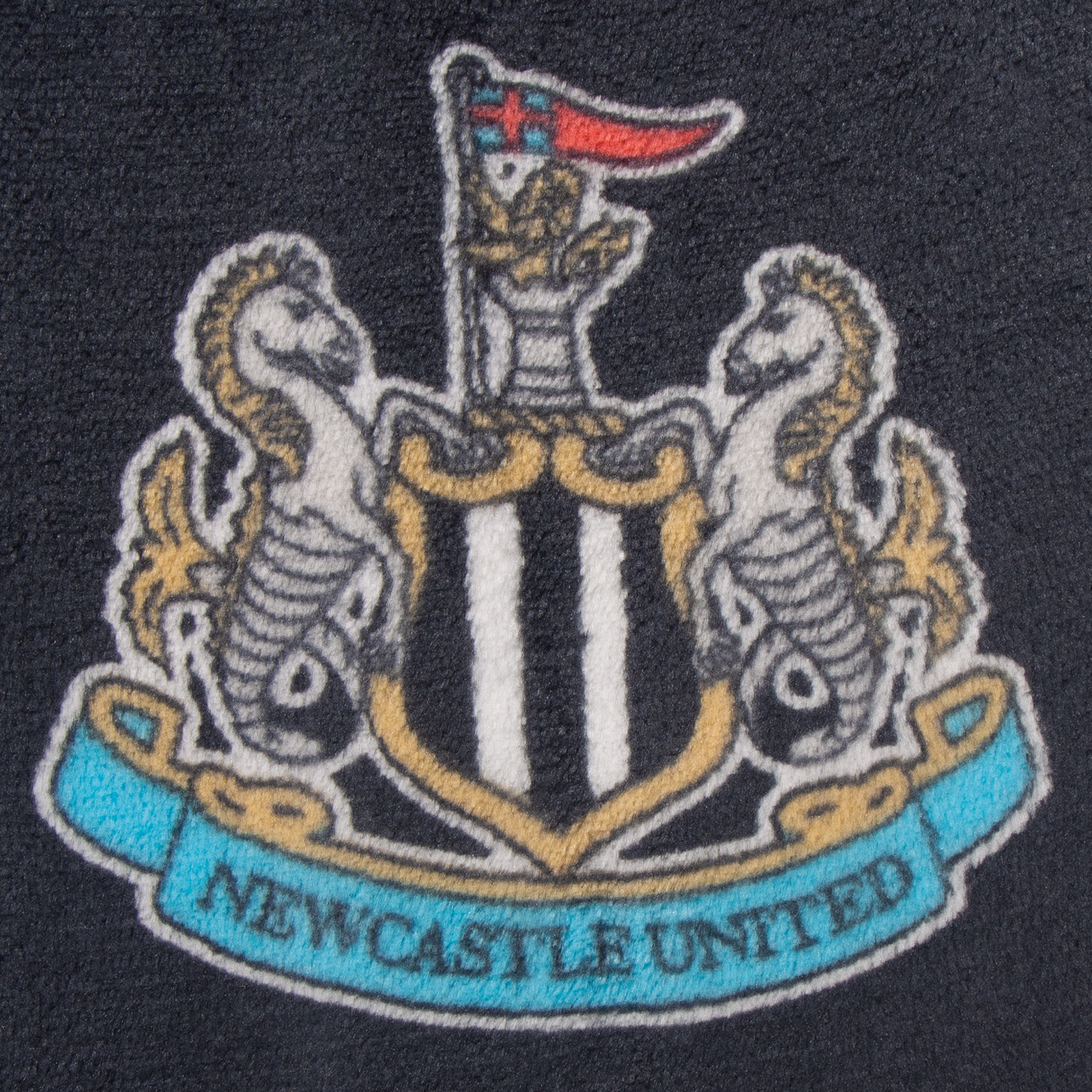 Newcastle United FC Official Soccer Gift Boys Hooded Fleece Dressing Gown Robe - Picture 6 of 9