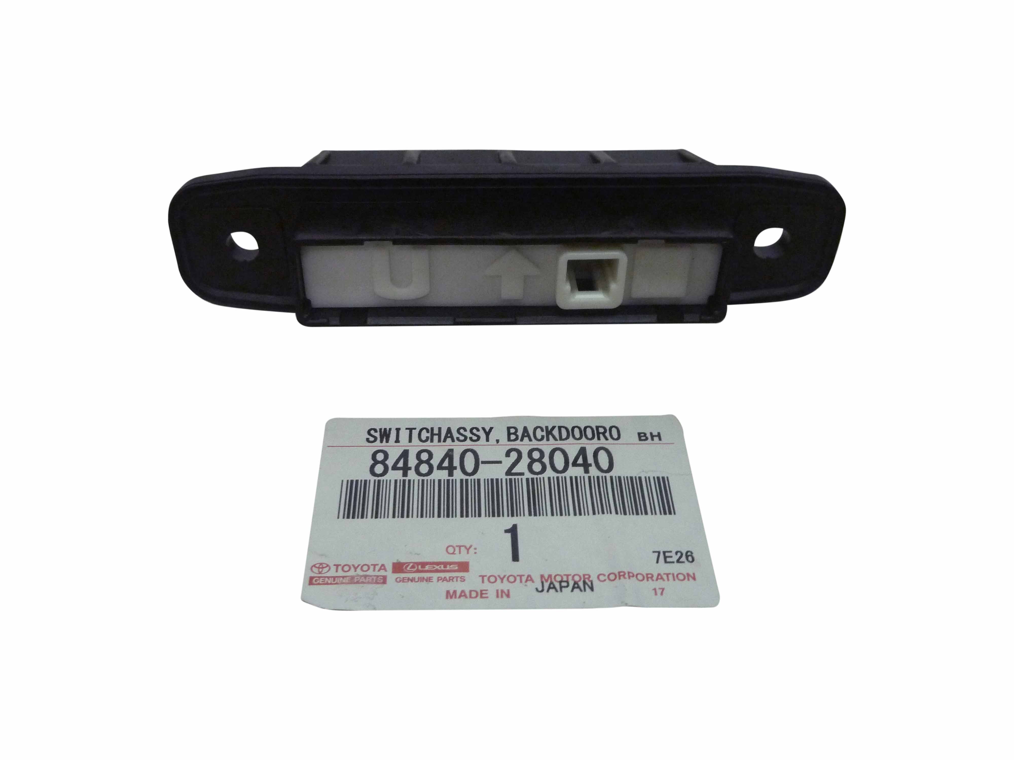 Кнопка багажника renault clio 2. Кнопка открывания задней. Кнопка открывания багажника тойота ленд крузер 200 артикул. Кнопка открытия багажника опель астра. Кнопка открывания задней.