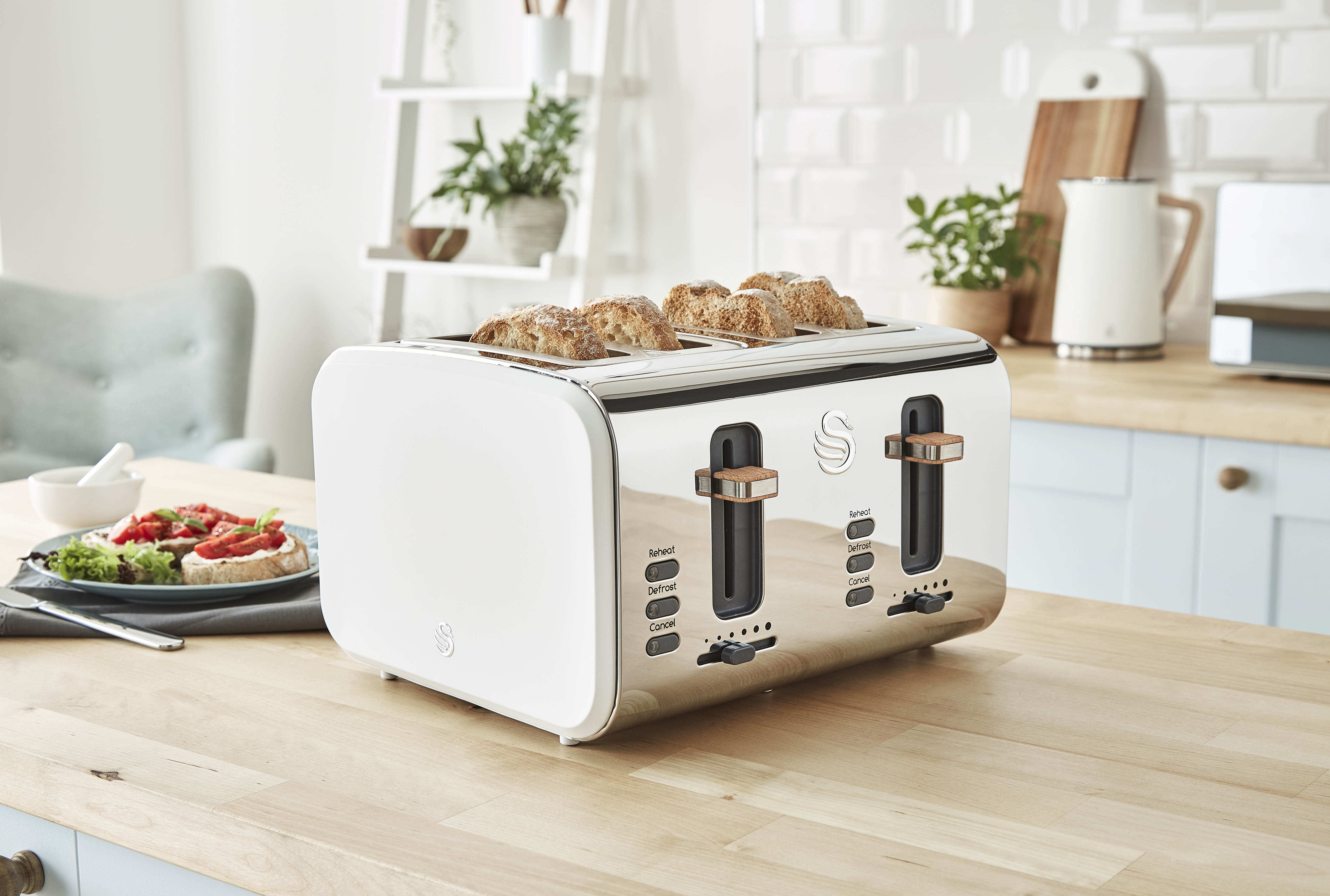 Swan Nordic 4 Slice Toaster - Crumb Tray - Brushed Stainless - 6 settings - NEW - Picture 18 of 21
