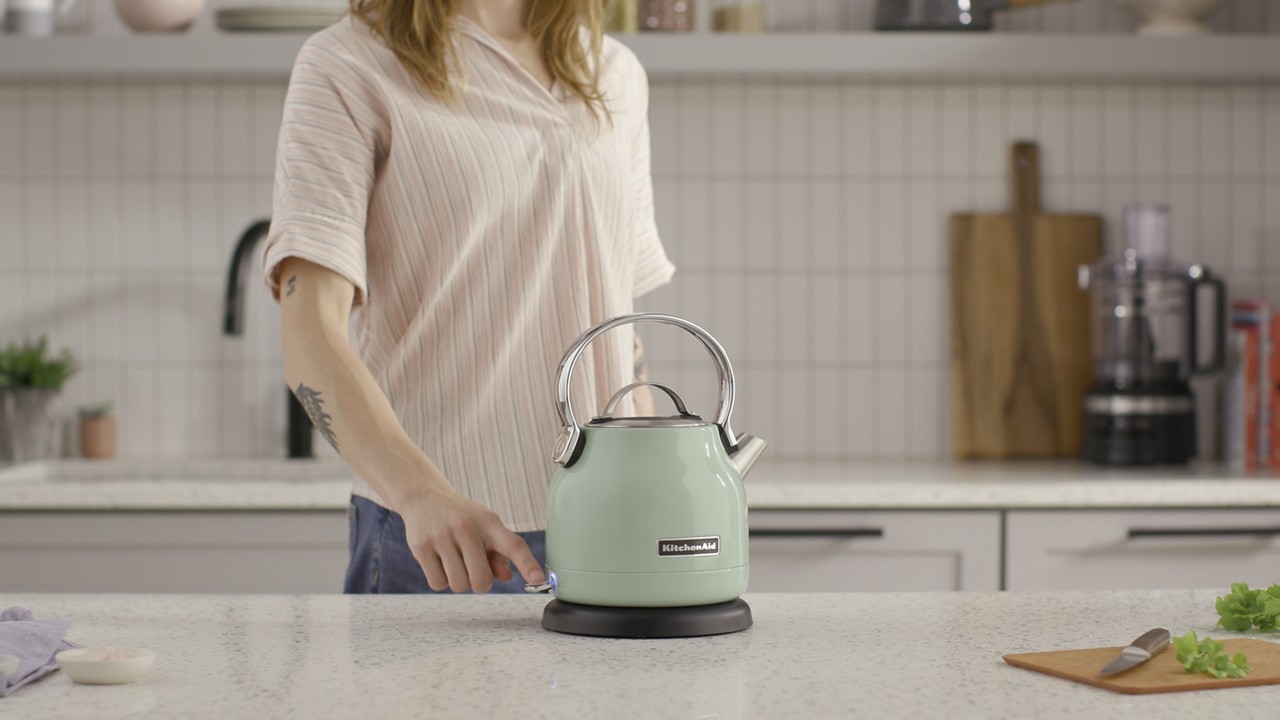 KitchenAid Refurbished 1.25 L Electric Kettle, RKEK1222 - Picture 21 of 21