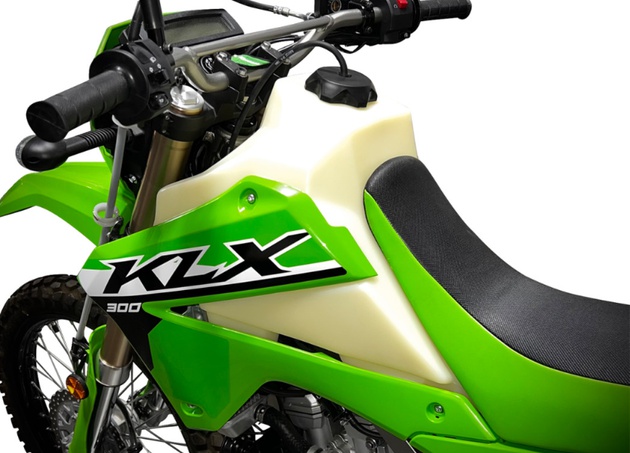 IMS Fuel Tank 3.8 Gallon Natural #113166-N2 for Kawasaki KLX300